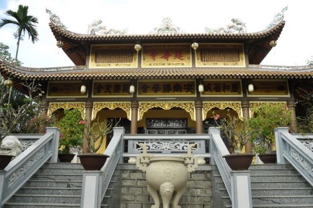Hành Trình Về Chốn Thiền Môn: Trải Nghiệm Tâm Linh Tại Chùa Lục Thông, Quảng Điền