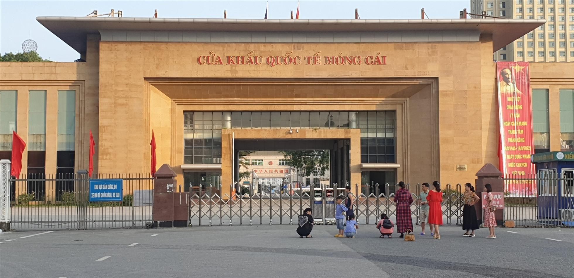 Cửa Khẩu Quốc Tế Móng Cái – Cầu Nối Giao Thương Và Du Lịch Đặc Sắc Của Quảng Ninh