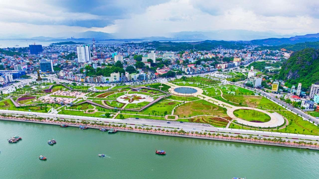 Khám Phá Công Viên Hoa Hạ Long – Điểm Đến Lý Tưởng Cho Mọi Gia Đình Cùng Du Lịch Hải Hà