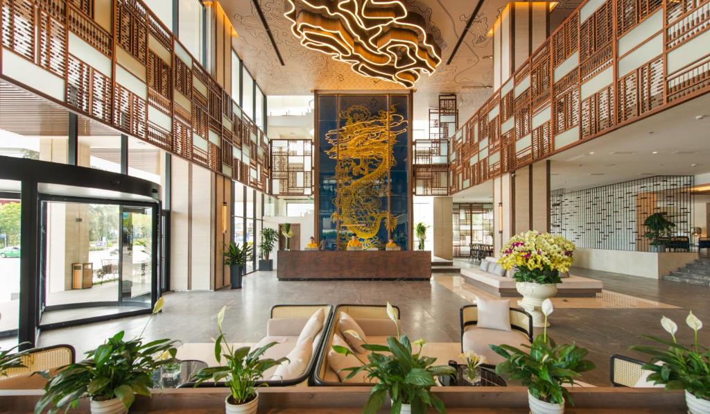 Khám Phá Dragon Hotel và Những Khách Sạn Nổi Bật Tại Quảng Ninh Cùng Du Lịch Hải Hà