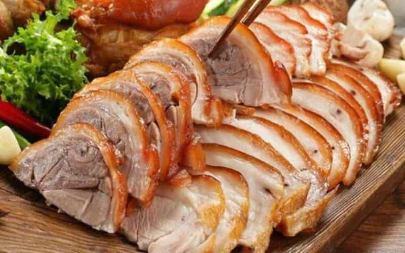 Khám Phá Hương Vị Đặc Sắc Của &#8220;Lợn Cắp Nách 6 Món Lai&#8221; – Một Món Ăn Độc Đáo Của Quảng Ninh