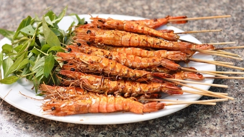 Khám Phá Hương Vị Đặc Sắc Với Tôm He Nướng Hạ Long Cùng Du Lịch Hải Hà