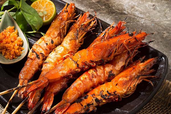 Khám Phá Hương Vị Đặc Sắc Với Tôm He Nướng Hạ Long Cùng Du Lịch Hải Hà