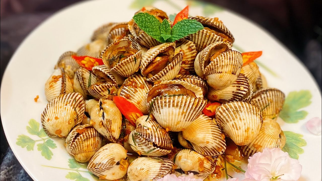 Khám Phá Hương Vị Đặc Sản Sò Huyết Cửa Đội Cùng Du Lịch Hải Hà