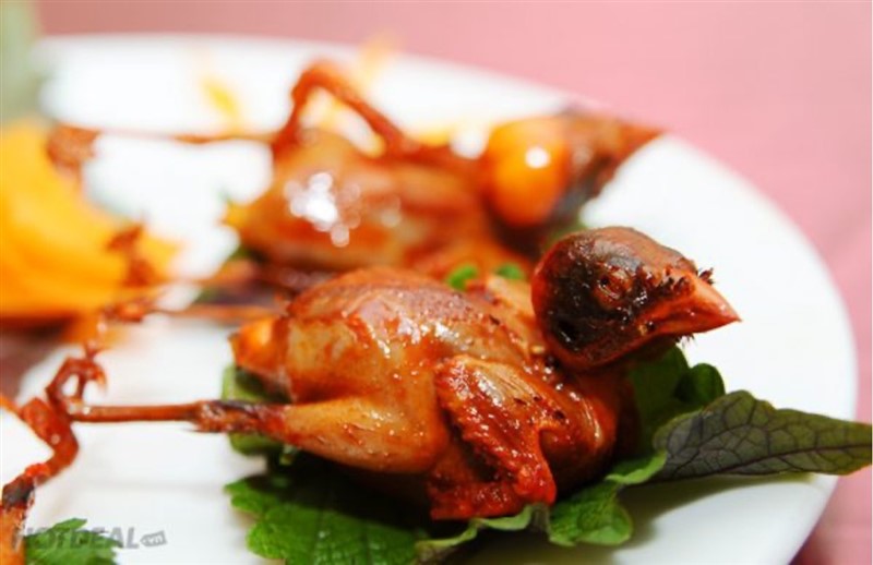 Khám Phá Món Ngon Chim Cu Gáy Nướng Quảng Yên Cùng Du Lịch Hải Hà