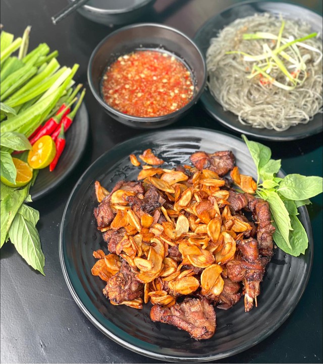 Khám Phá Ngan Cháy Tỏi Uông Bí – Món Ngon Đặc Sản Tại Quảng Ninh