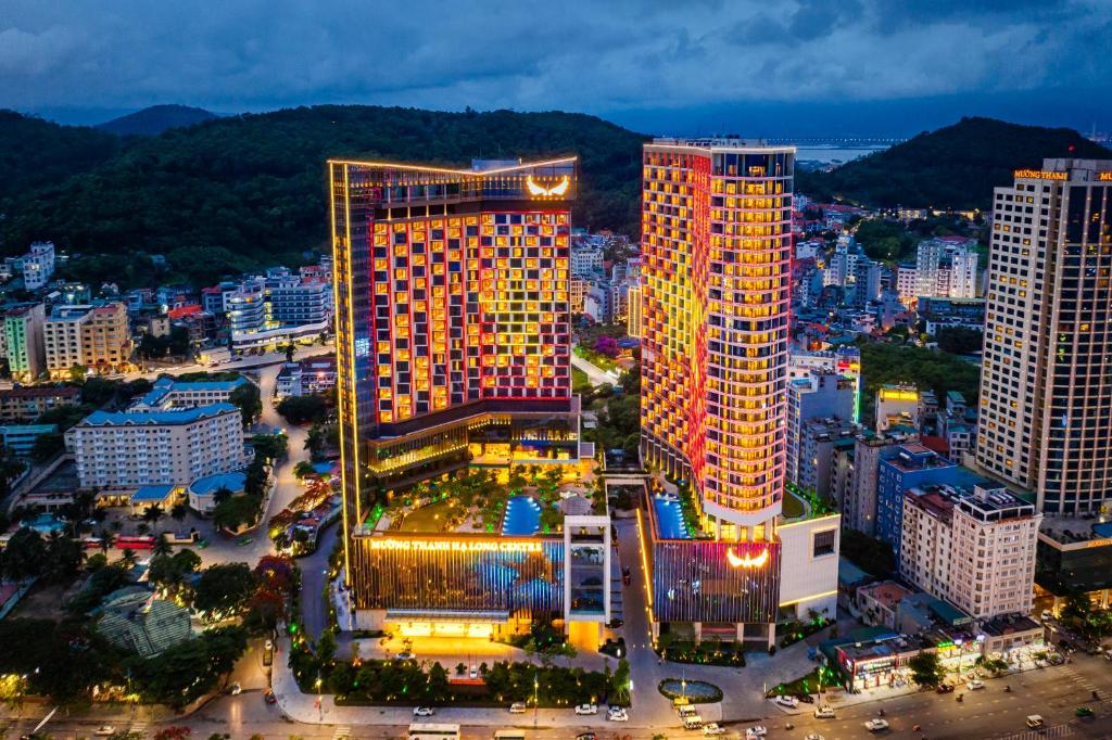 Khám Phá Sự Sang Trọng Tại The Watson Premium Halong Hotel