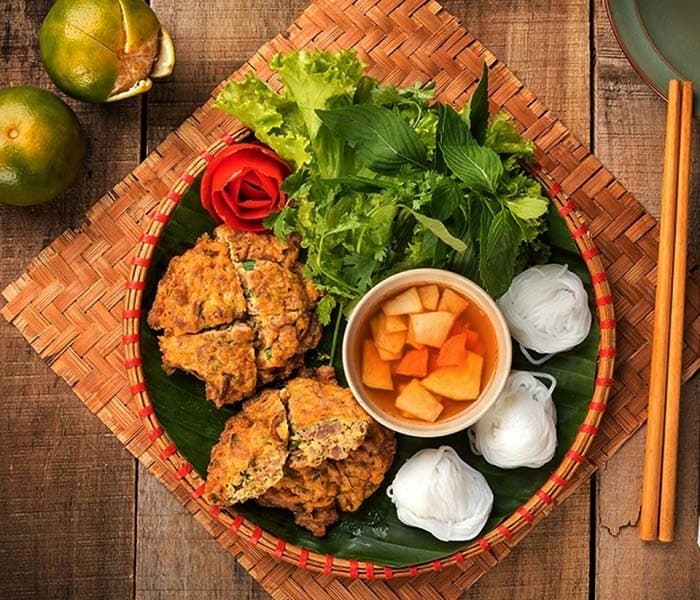 Khám Phá Vị Ngon Đặc Sản Chả Rươi Đông Triều Cùng Du Lịch Hải Hà