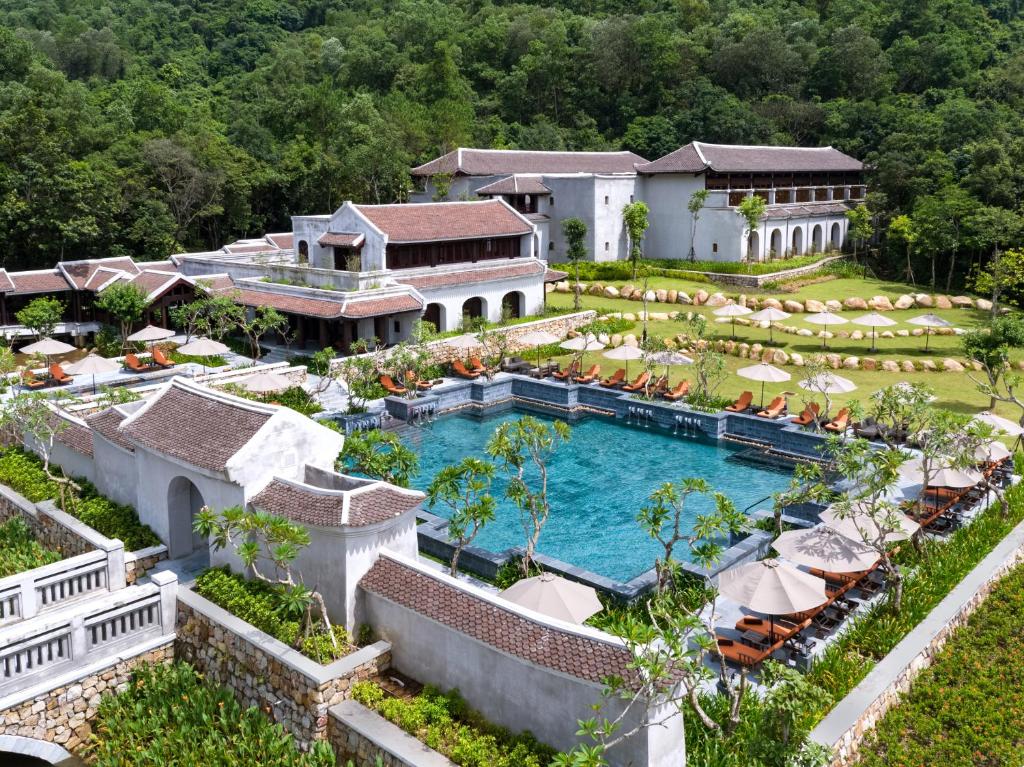 Review The Postcard Hotel Ha Long – Trải Nghiệm Tuyệt Vời Tại Hạ Long Cùng Du Lịch Hải Hà