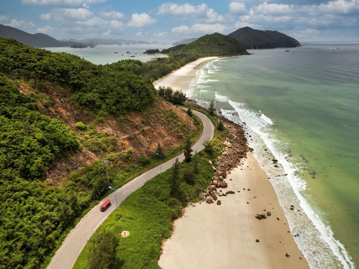 Các bãi biển đẹp ở Quảng Ninh: Hành trình “làm chủ mùa hè” với bộ sưu tập bãi tắm hot nhất miền Bắc