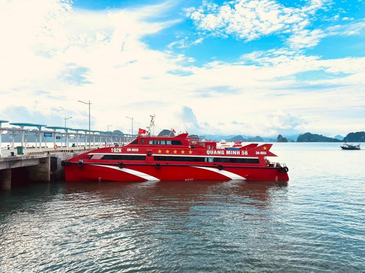 Đi phà từ Cẩm Phả sang đảo Cô Tô – Chinh phục hành trình biển đảo cực chill tại Quảng Ninh