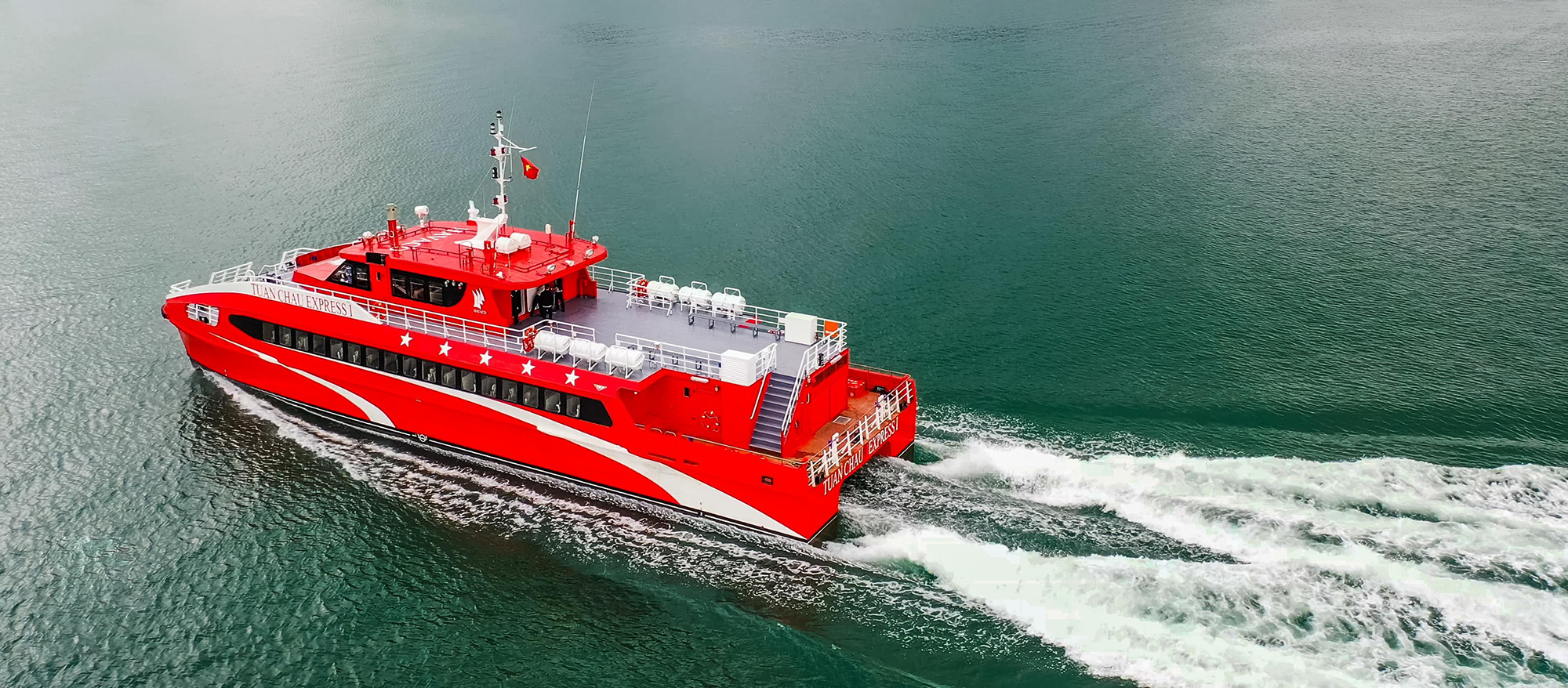 Đi phà từ Cẩm Phả sang đảo Cô Tô – Chinh phục hành trình biển đảo cực chill tại Quảng Ninh