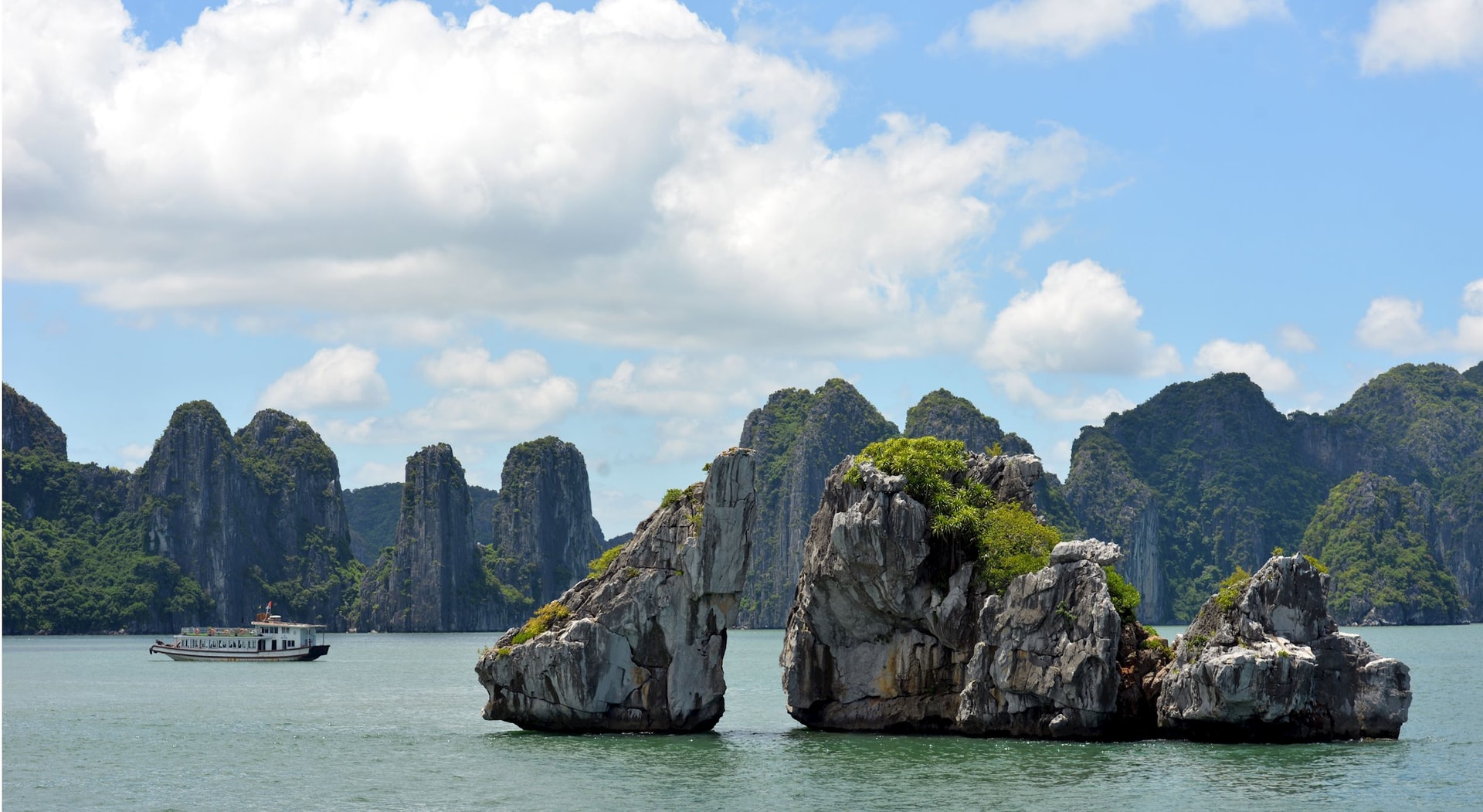 Du lịch Quảng Ninh mùa thu nên đi đâu? Hành trình khám phá mùa vàng rực rỡ của miền di sản