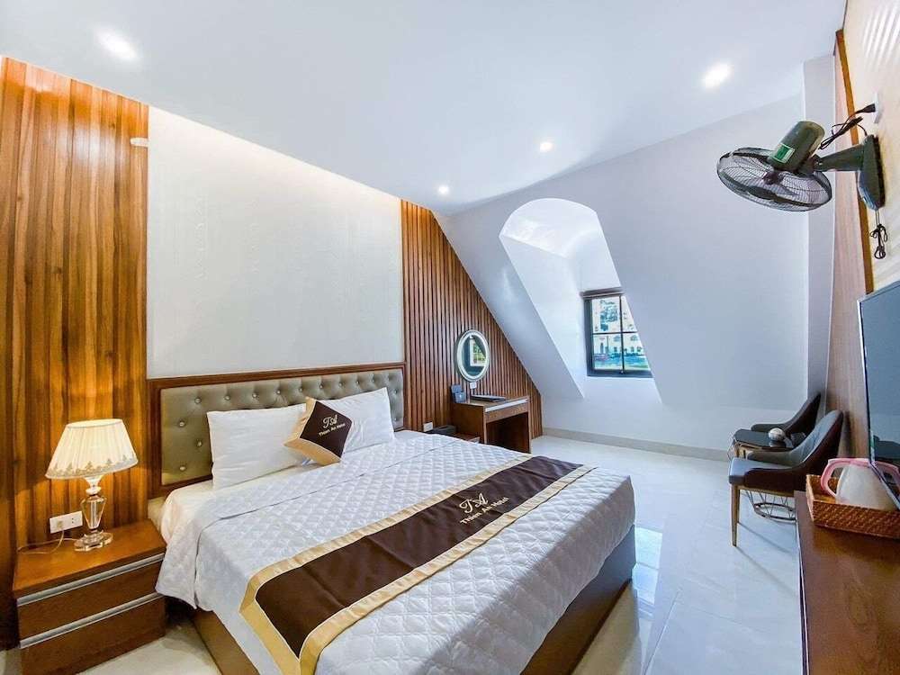 Hướng dẫn du lịch vịnh Hạ Long cho người mới: Khởi đầu hành trình thăng hoa cùng Du lịch Hải Hà