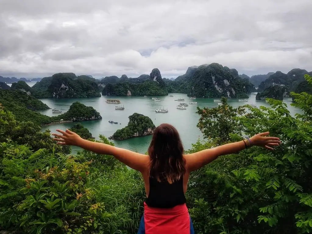 Khám phá vẻ đẹp hoang sơ của đảo Ti Tốp: Hành trình không thể bỏ lỡ cho tín đồ du lịch biển