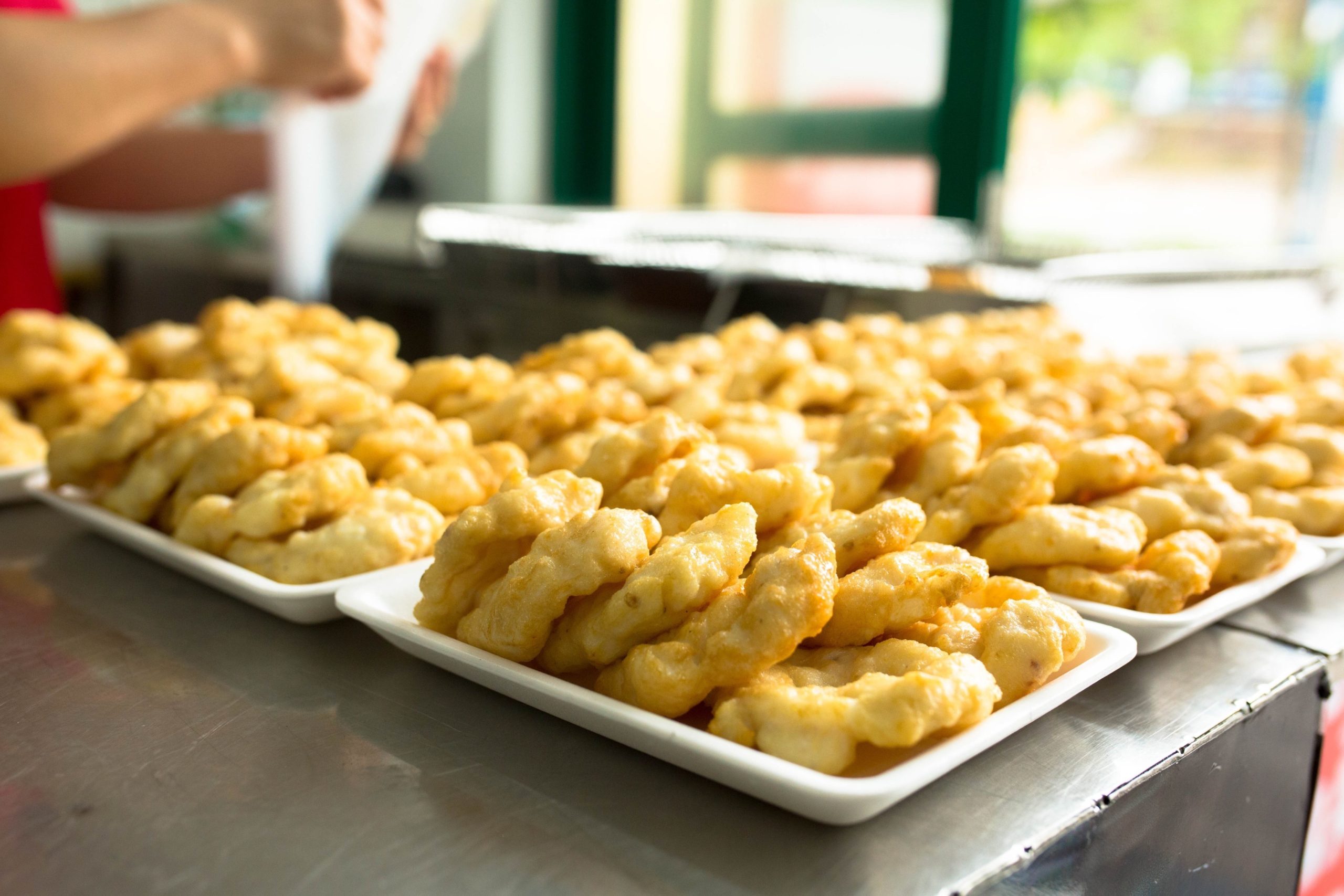 Mua gì làm quà khi du lịch Quảng Ninh? Cẩm nang quà tặng cực chất cho hành trình khám phá biển đảo