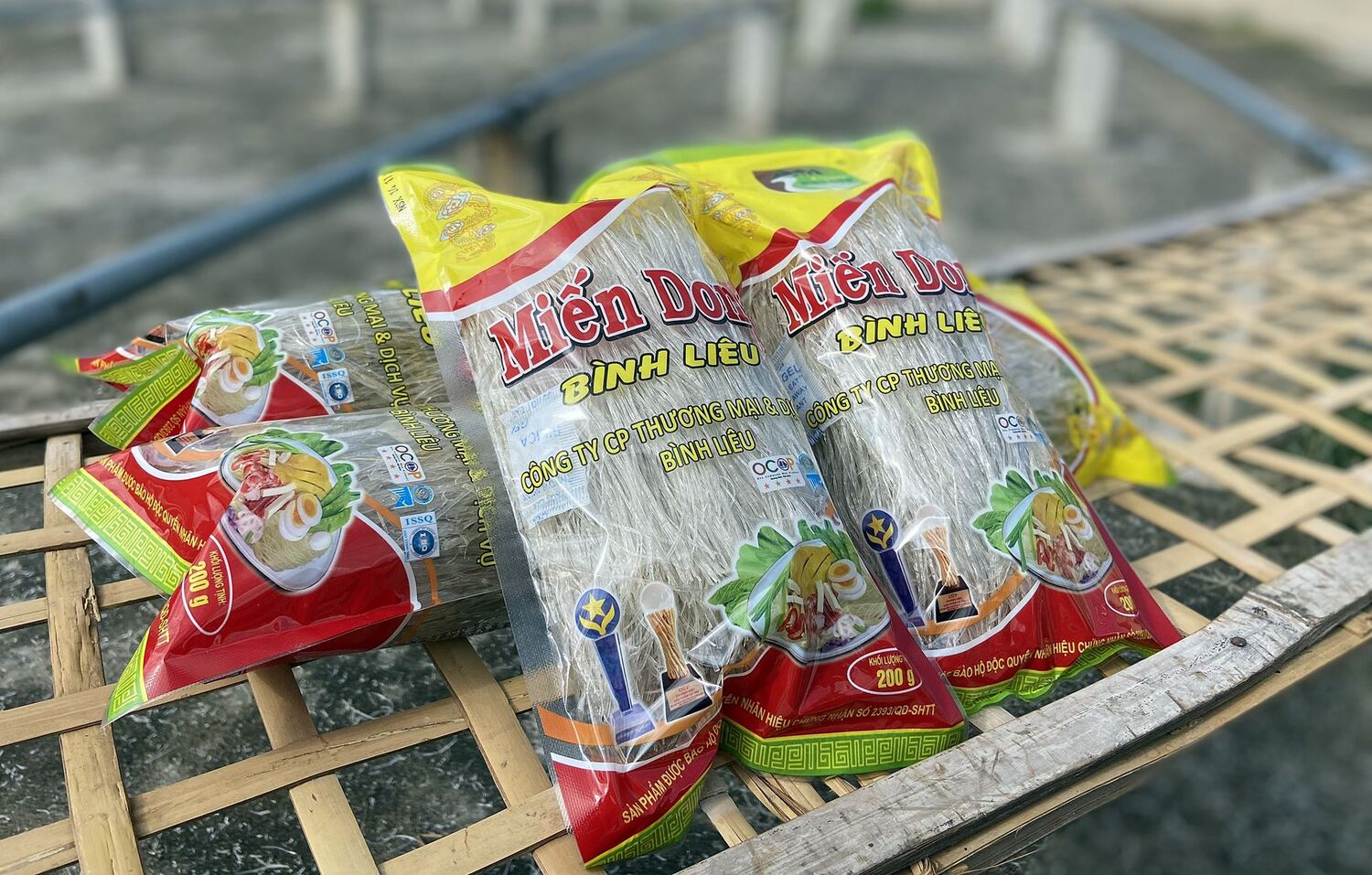 Mua gì làm quà khi du lịch Quảng Ninh? Cẩm nang quà tặng cực chất cho hành trình khám phá biển đảo