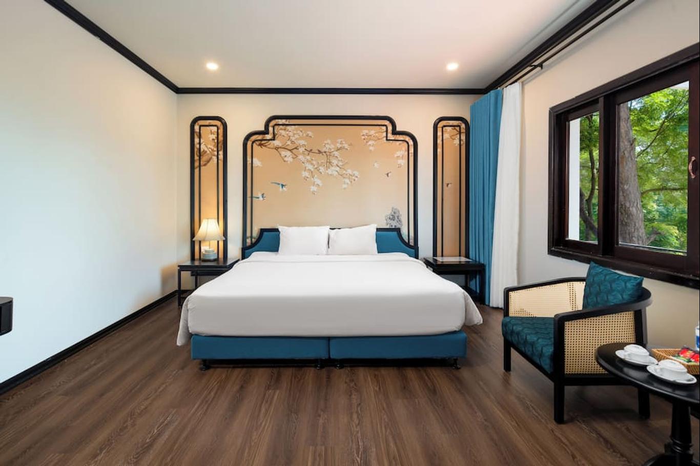 Tham quan các làng chài ở Hạ Long: Hành trình chạm vào linh hồn vịnh di sản