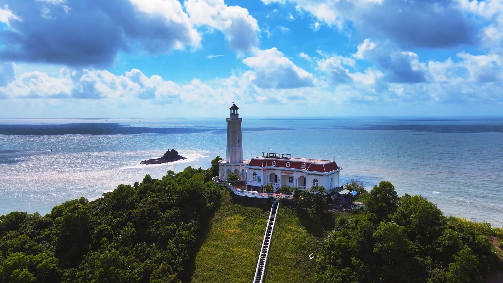 Top 10 địa điểm tham quan ở Quảng Ninh – “Hốt trọn” trải nghiệm chất, cực kỳ mê hoặc GenZ